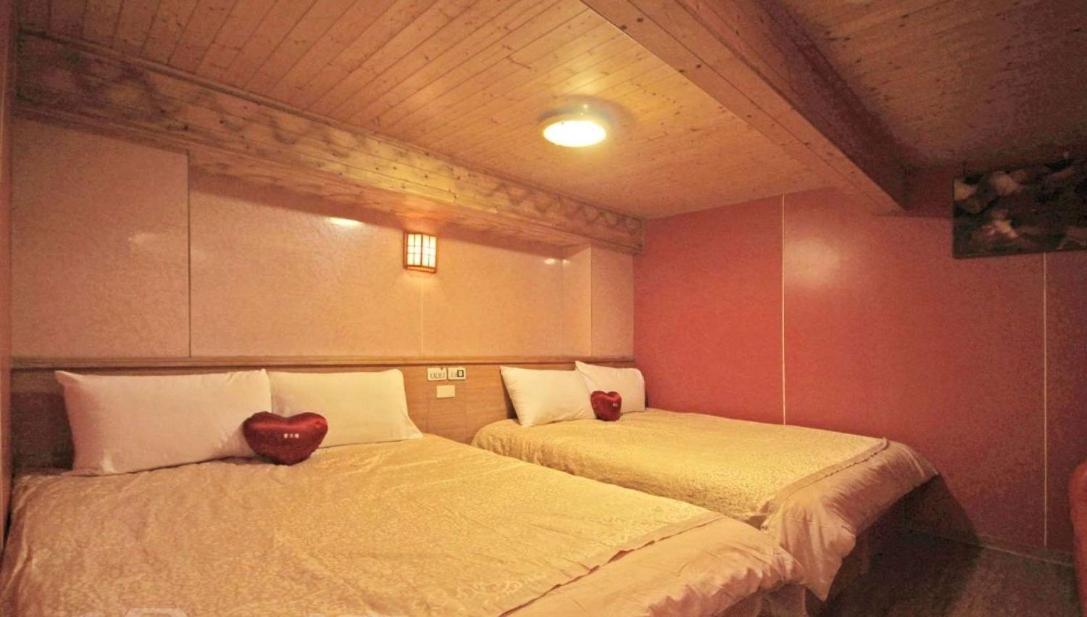 日月潭 -日月住館-休閒旅館- 水社碼頭 Yuchi Esterno foto